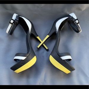 🖤💛Gorgeous Black & White & Yellow Heels 💛🖤